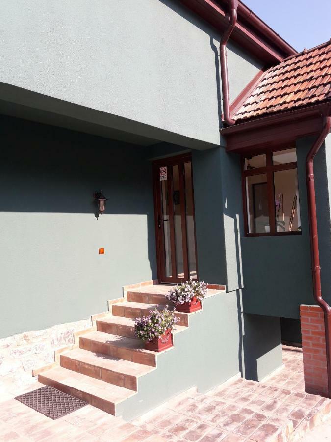 Oravitza Inn 奥拉维察 外观 照片