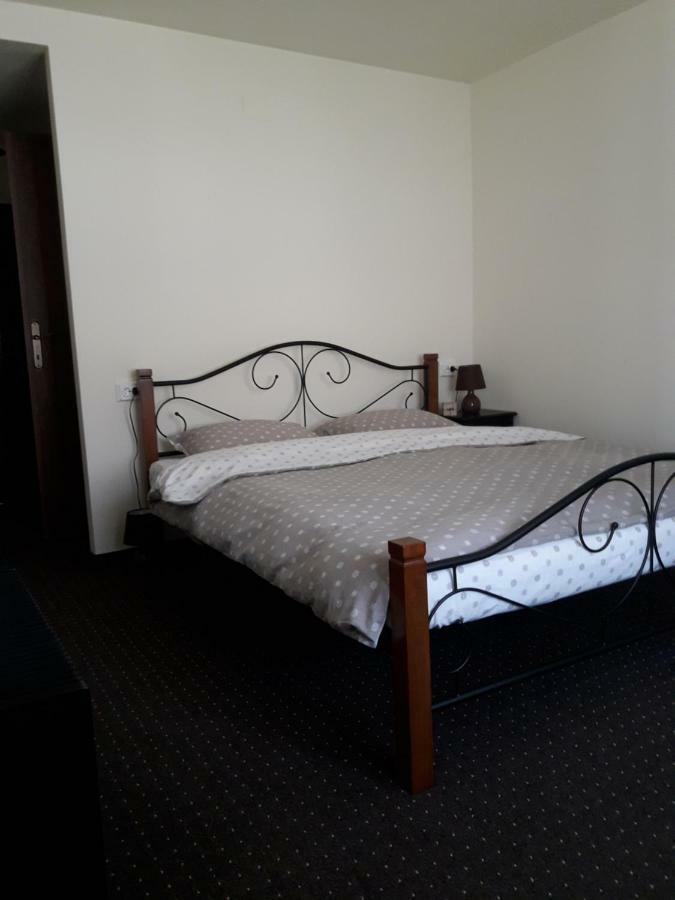 Oravitza Inn 奥拉维察 外观 照片